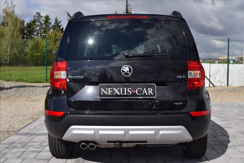 Škoda Yeti 2,0 TDI 110KW 4x4 TAŽNÉ XENONY - fotka 9 z 50