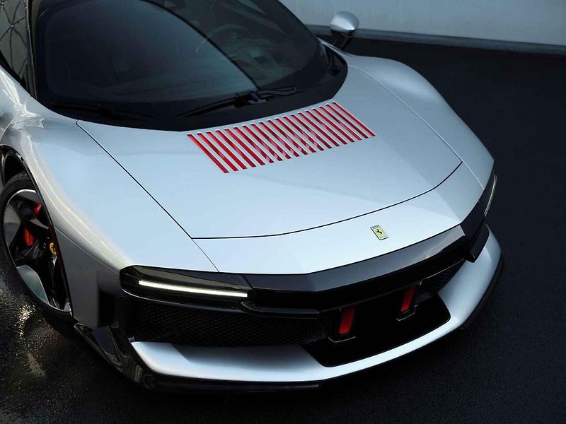 Unikátní supersportovní model Ferrari CZ26. Vznikl jediný kus pro náročného amerického klienta.