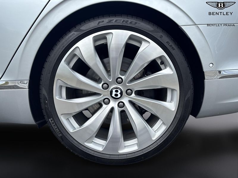 Bentley Flying Spur - fotka 6 z 13