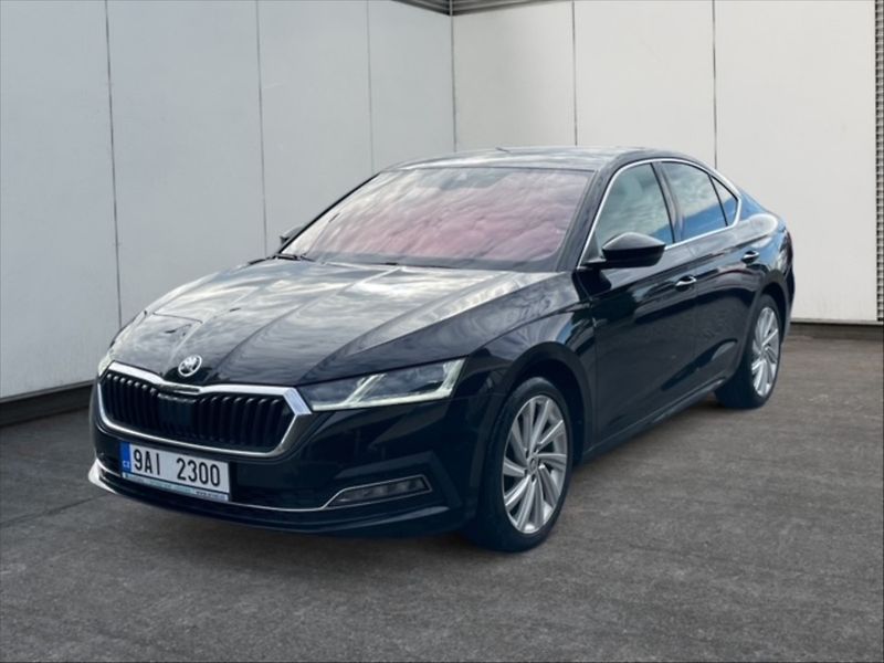Škoda Octavia 2,0 TDI 110 Style AT - fotka 3 z 11