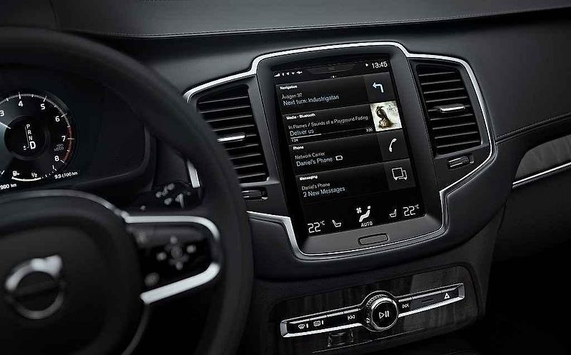 Volvo XC90.