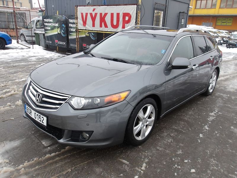 Honda Accord 2,2 i -DTEC 110kW Výbava !! - fotka 1 z 33