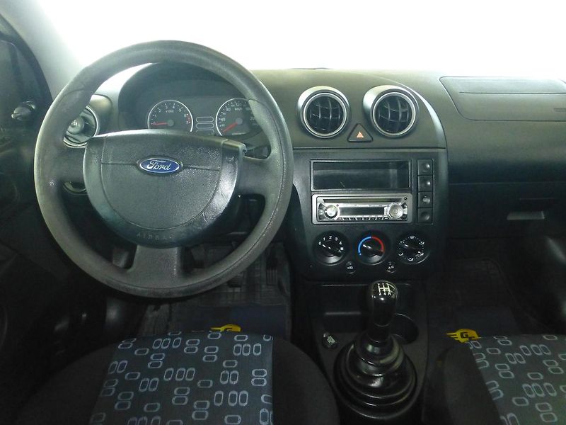 Ford Fiesta (2005) 1,3i-**ALU KOLA***KLIMATIZACE* - fotka 14 z 22