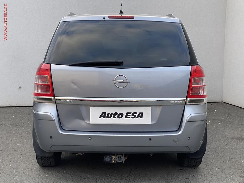Opel Zafira (2010) 1.7 CDTi, ČR, AC, tažné - fotka 5 z 18