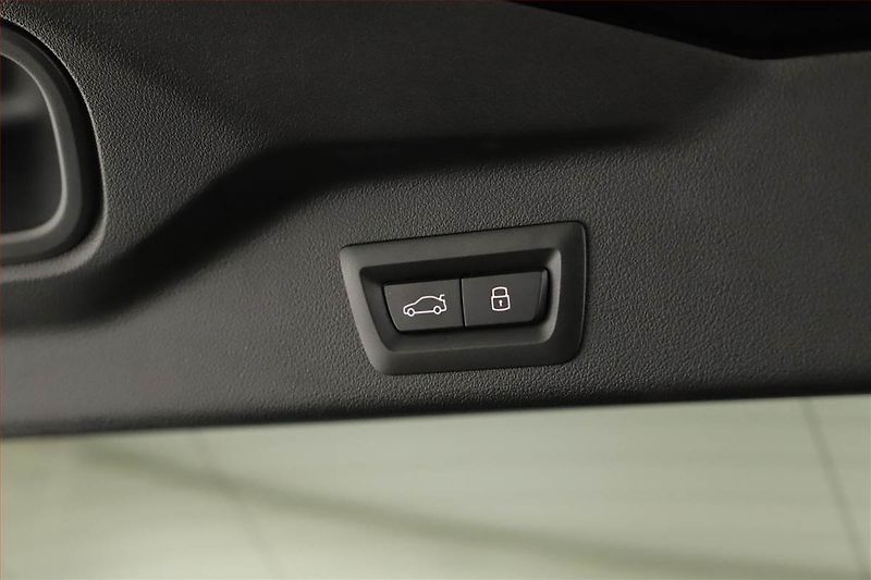 BMW X5 (2024) xDrive40d - fotka 8 z 21