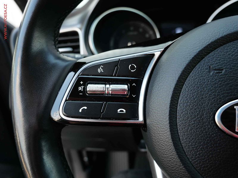 Kia Ceed (2021) 1.5 T-GDi, 1.maj,ČR, Spin - fotka 12 z 23