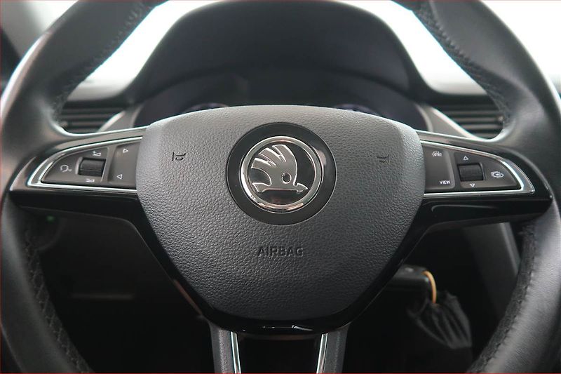 Škoda Octavia (2019) Style 2.0 TDI, Automat, Navi - fotka 15 z 17