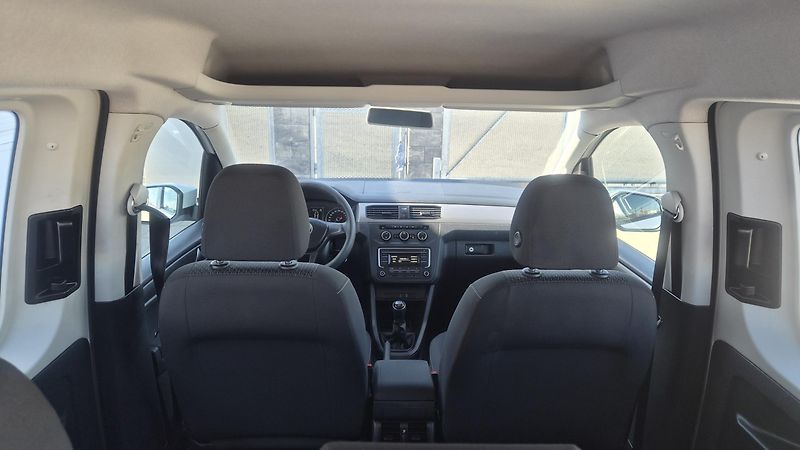 Volkswagen Caddy 2.0TDi 75kw 5míst 1.maj,ČR,DPH - fotka 13 z 20