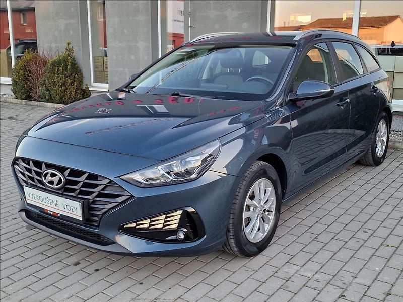 Hyundai i30 1.6CRDi Comfort,ČR,1.Majitel - fotka 5 z 50