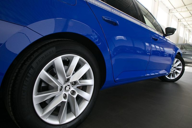 Škoda Superb 2.0TDI 110kW DSG Tažné Webasto - fotka 9 z 37