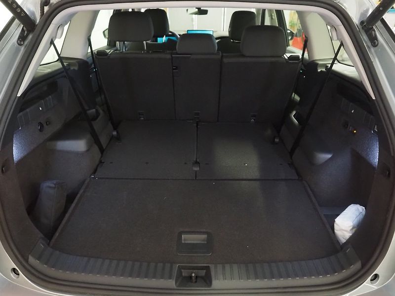 Škoda Kodiaq 1.5 eTSI 7míst Matrix Taž ACC - fotka 27 z 31