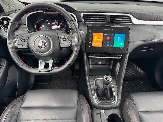 MG ZS Elegance 1.0 TGI 82kW - fotka 8 z 20