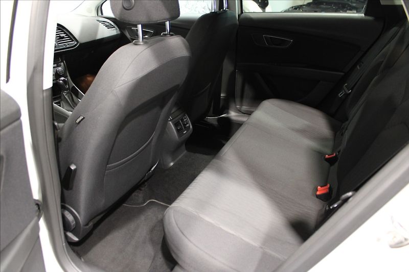 Seat Leon 1,4 TGi Style LED CZ původ - fotka 13 z 29