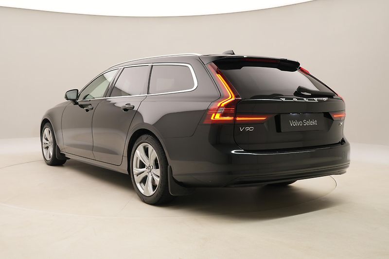 Volvo V90 B4 MOMENTUM AUT  - fotka 10 z 45