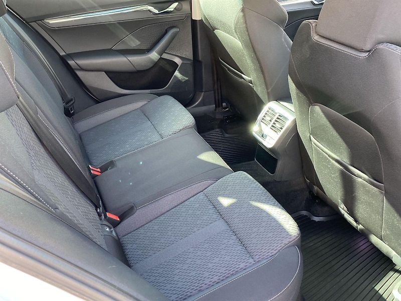 Škoda Octavia (2022) Combi 2.0 TDI DSG Style - fotka 11 z 35