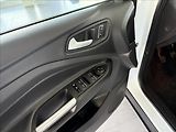 Ford Kuga 2,0   1.MAJ,4X4,SERVISKA,ČR,TA - náhled 9