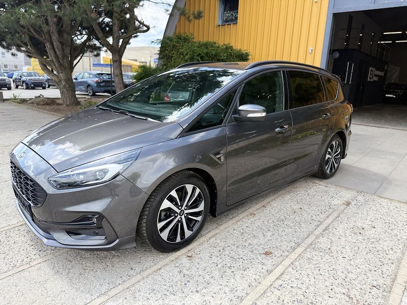 Ford S-MAX (2022) 2.5 HEV,ST-LINE,7REZERVOVÁNO - fotka 39 z 44