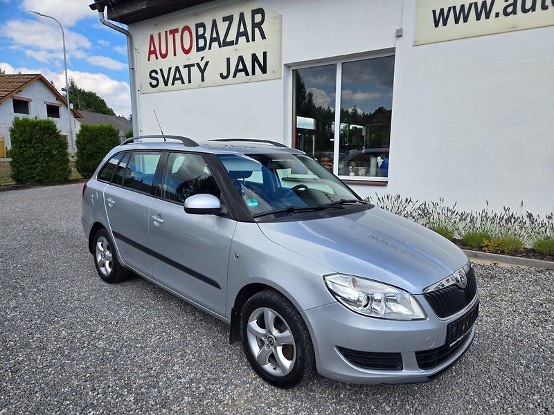 Škoda Fabia (2010) 1.2 TSI Serviska - fotka 1 z 39