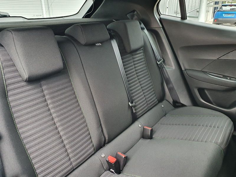 Peugeot 2008 (2024) ACTIVE PT 100k MAN6* - fotka 17 z 18