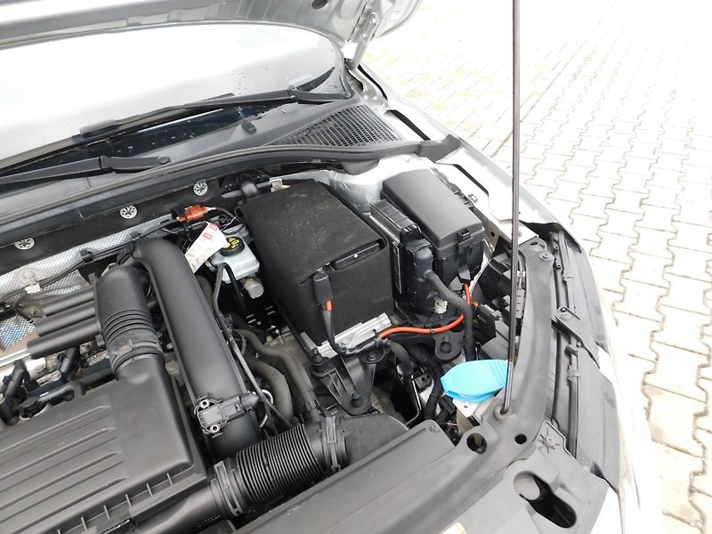 Škoda Octavia (2017) III KOMBI 1.4 TSI AUTOMAT - fotka 28 z 39
