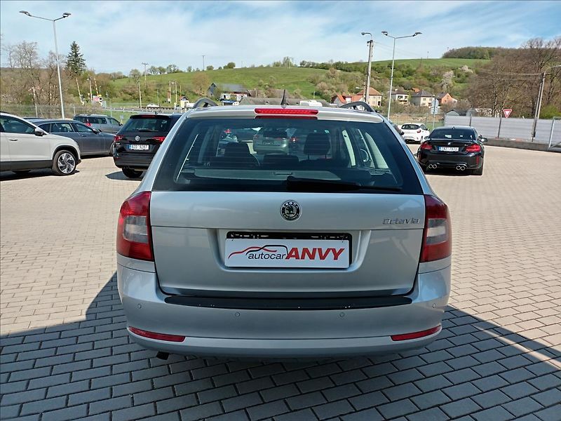 Škoda Octavia 1,2 TSI,77kw,KLIMA,TEMPOMAT, - fotka 6 z 29