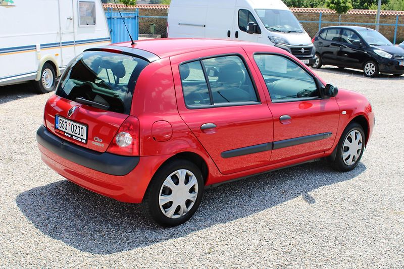 Renault Clio (2006) 1.2i KOUPENO ČR, 2x SADA KOL - fotka 7 z 16