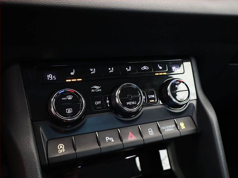 Škoda Karoq (2018) Style 2.0 TDI - fotka 18 z 23
