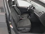 Volkswagen Golf (2018) Comfortline 2.0 TDI - náhled 9