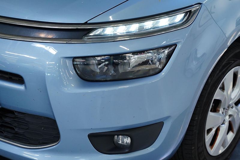 Citroën Grand C4 Picasso - fotka 9 z 29