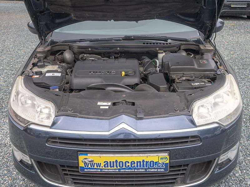 Citroën C5 (2008) 2.0HDI 100KW – PO SERVISU - fotka 36 z 41