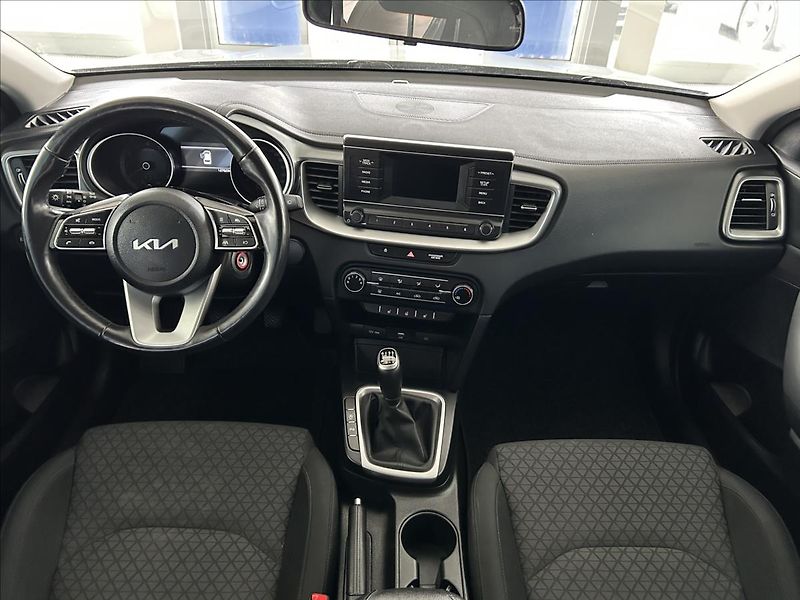 Kia Ceed 1,5   T-GDI 118kW,FRESH,1.MAJ, - fotka 8 z 22