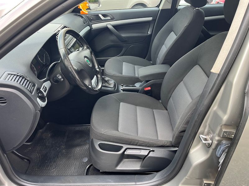 Škoda Octavia (2007) 1.9 TDI Bez DPF - fotka 8 z 21