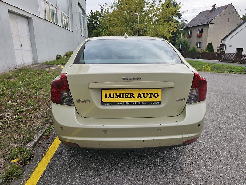 Volvo S40 (2007) 2.0D  - fotka 4 z 17