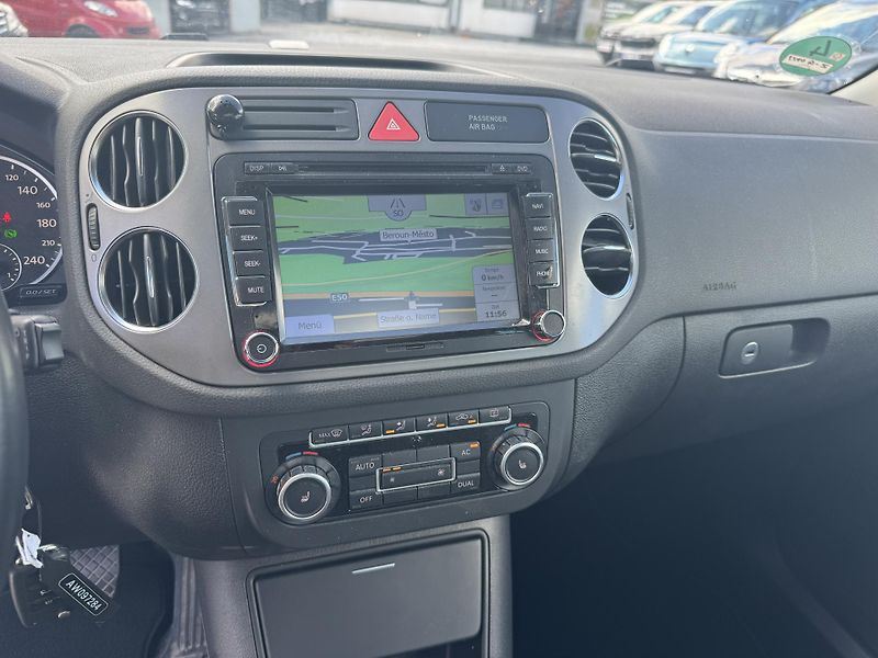 Volkswagen Tiguan 2.0TDi,SPORT,4x4,AUTOMAT - fotka 19 z 47