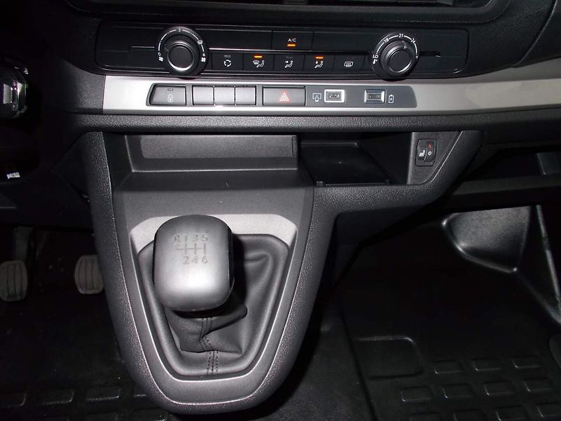 Opel Vivaro (2026) L2 (L) Foldable Crew Van 2.2 C - fotka 20 z 30