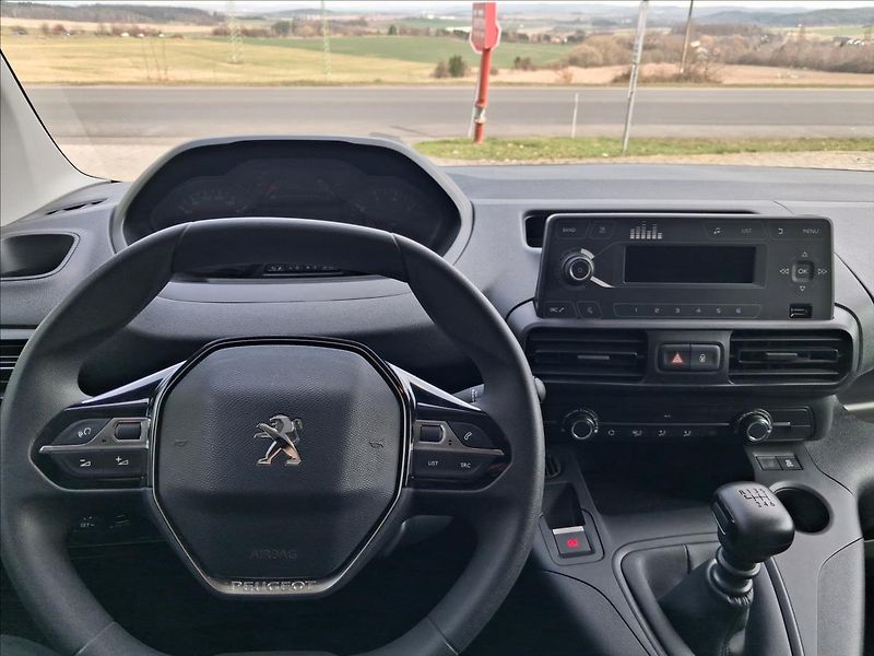 Peugeot Partner 1,5 L1 BlueHDI 100k access - fotka 5 z 14