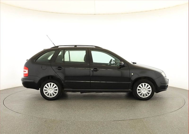 Škoda Fabia (2008) 1.4 16V, Serv.kniha, nová STK - fotka 6 z 14
