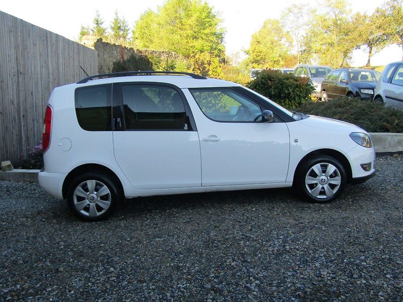 Škoda Roomster (2014) 1.2 TSI 63kW  ROZVODY + SERVIS - fotka 9 z 38
