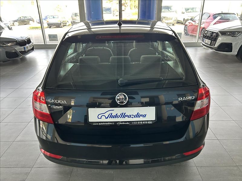 Škoda Rapid 1,2   TSI 81kW,SERVISKA,ŘEMEN - fotka 5 z 20