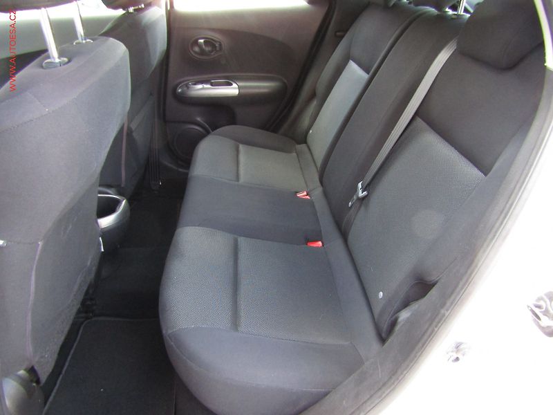 Nissan Juke (2010) 1.6i, ČR, AC - fotka 10 z 14