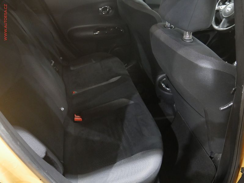 Nissan Juke (2015) 1.2i, 2.maj,ČR, Navi - fotka 12 z 16