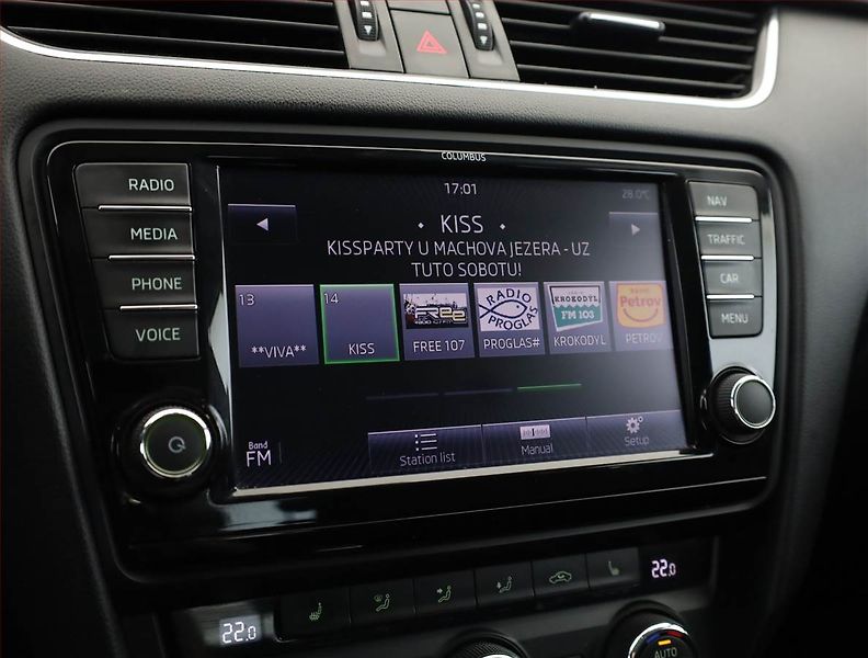 Škoda Octavia (2013) 2.0 TDI, Automat, Navi, Xenony - fotka 13 z 17
