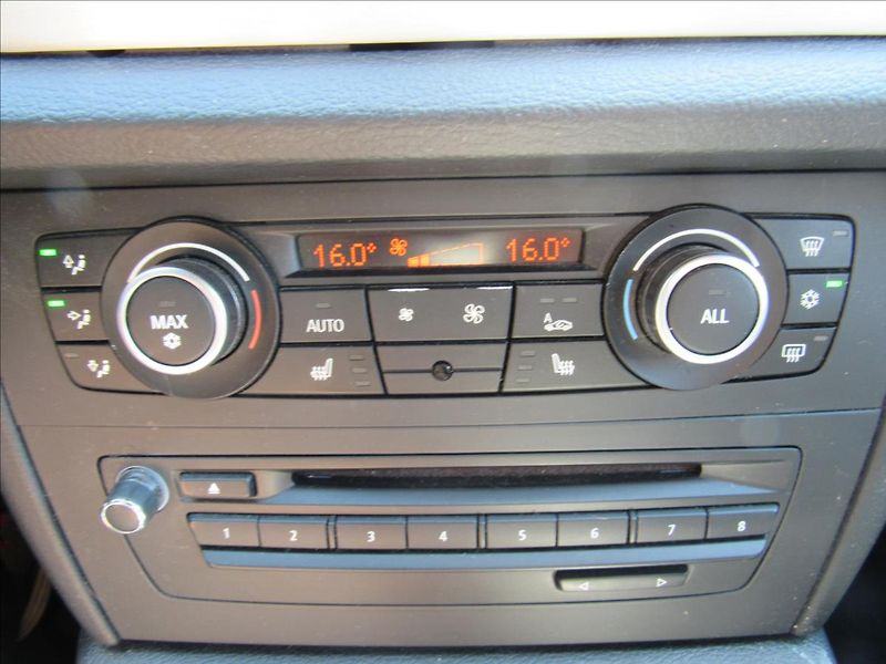 BMW X1 2,0 d xDrvie20d - fotka 18 z 29