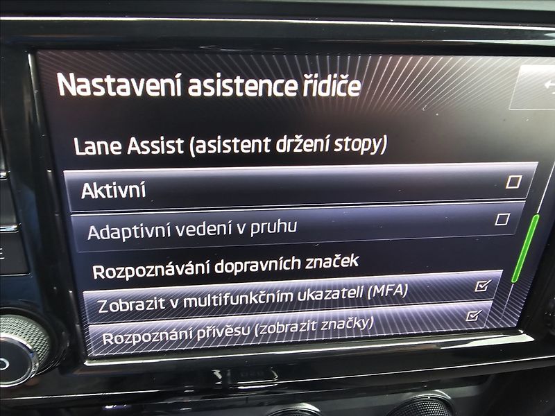 Škoda Octavia III 2,0TDi 110KW DSG Elegance - fotka 23 z 49