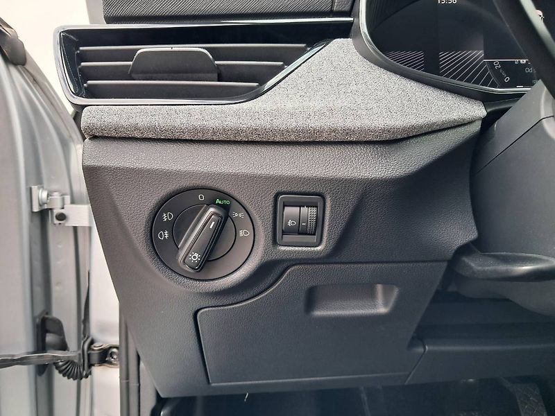 Škoda Kamiq (2025) SELECTION 1.0 TSI  / 85 kW M6 - fotka 14 z 24