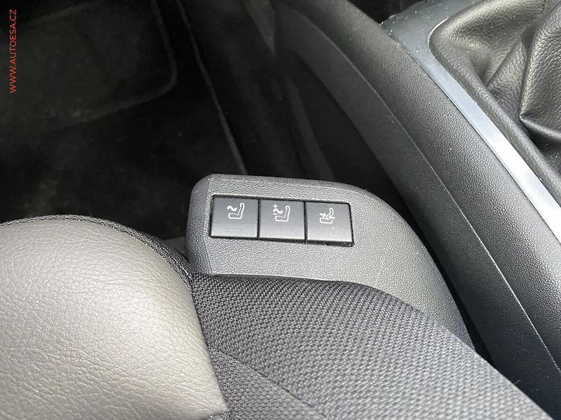 Citroën Grand C4 SpaceTourer (2019) 1.5 HDi, Shine, TZ, navi - fotka 15 z 19