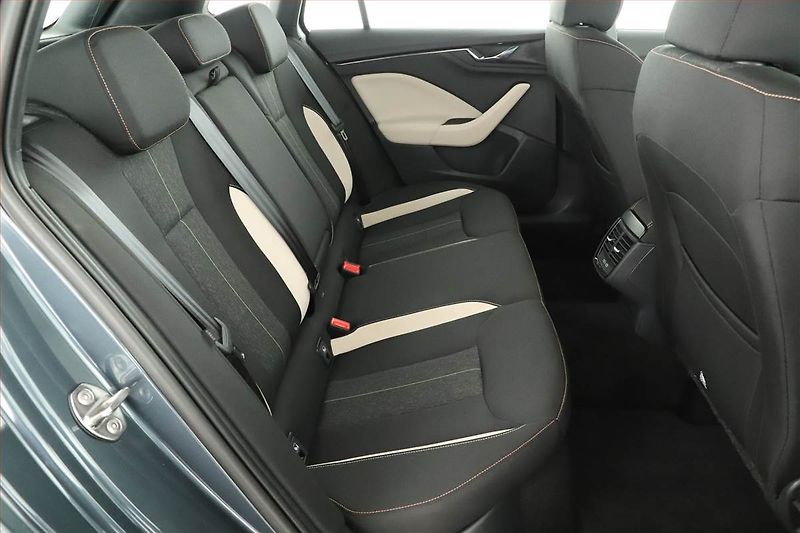 Škoda Kamiq (2021) Style 1.0 TSI - fotka 7 z 15