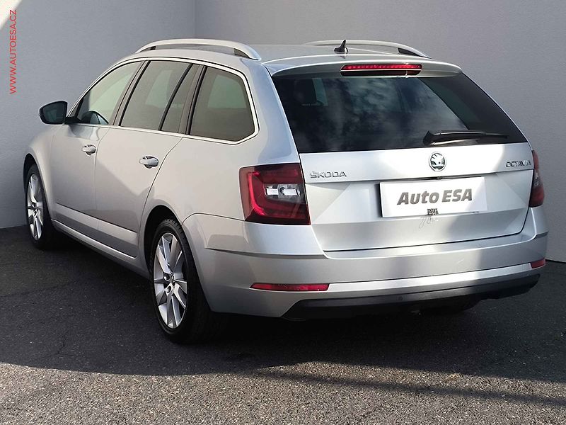Škoda Octavia (2020) 2.0 TDi, Style, DSG, TZ, - fotka 6 z 22