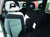 Volkswagen Sharan 1.9TDi aut. klima, 7 míst - náhled 22