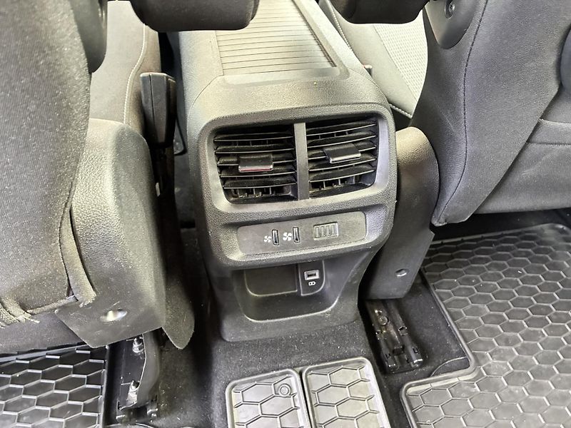 Toyota ProAce City 1.2T 130k L2 Family - fotka 22 z 23